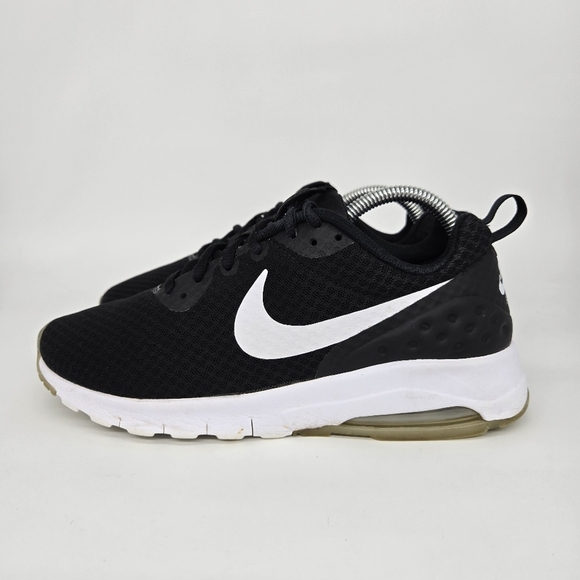 Nike Air Max Motion Low 'Black White' Women's Running Shoes Size 9.5 - Picture 1 of 8